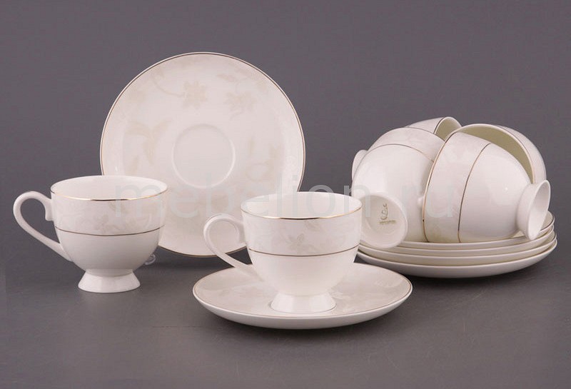 Чайный набор Porcelain manufacturing factoryJapan sakura 440-071 Чайный набор Porcelain manufacturing factoryJapan sakura 440-071Артикул - art_440-071,Бренд - Porcelain manufacturing factory (Китай),Серия - Japan Sakura,Количество - 12,Цвет - белый с рисунком и золотой каймой,Материал - фарфор,Тип поверхности - матовый,В комплекте - Чашка ,0.25л, 6 шт.,,Блюдце ,6 шт.,,<br><br>Артикул: art_440-071<br>Бренд: Porcelain manufacturing factory (Китай)<br>Серия: Japan Sakura<br>Количество: 12<br>Цвет: белый с рисунком и золотой каймой<br>Материал: фарфор<br>Тип поверхности: матовый<br>В комплекте: Чашка ,0.25л, 6 шт.,,Блюдце ,6 шт.,,