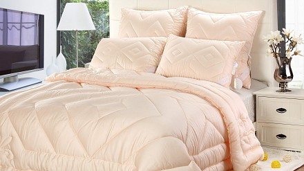 Одеяло 1.5 спальное 155x210 см. Luxury