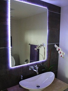 Готовое решение подсветка зеркала в ванной (60:80) - 15