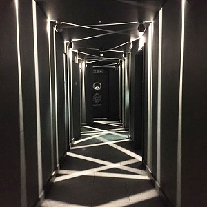 Настенный светильник  Reluce (Италия)