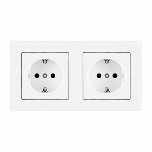 Розетка с заземлением и со шторкой SET06-2 SET06-2-40-1x2 white