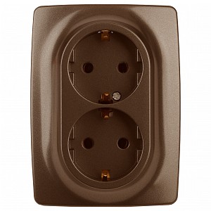 Розетка двойная с заземлением и со шторкой Эра 12 12-2108-13