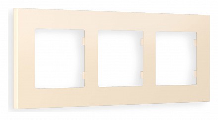 Рамка на 3 поста Qubi AF250333