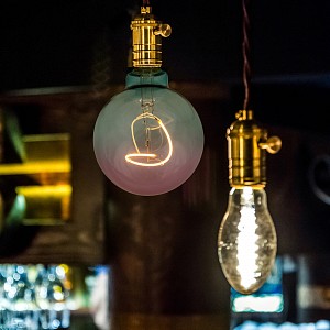 Лампа светодиодная [LED] Uniel E27 4W 2250K