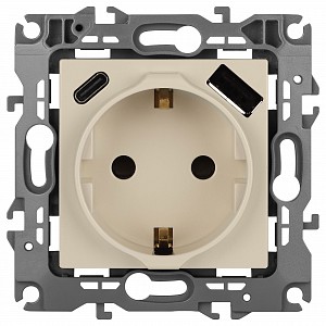 Розетка с заземлением и со шторкой и 2хUSB, без рамки Эра 12 12-4108-02