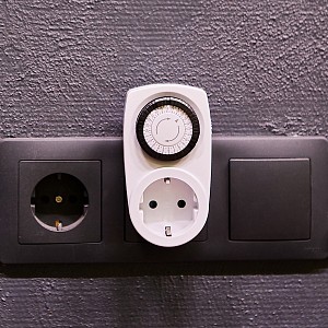 Розетка с таймером UST-M10 UL-00003765