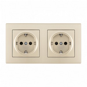 Розетка с заземлением и со шторкой SET06-2 SET06-2-40-1x2 shampan