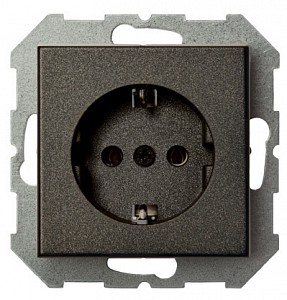 Розетка с заземлением и со шторкой, без рамки EPSILON 28-1067