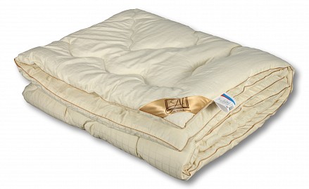 Одеяло 1.5 спальное 140x205 см. 